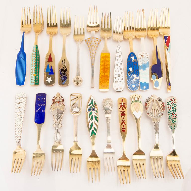 A Michelsen bestick 44 dlr sterling och emalj Danmark.