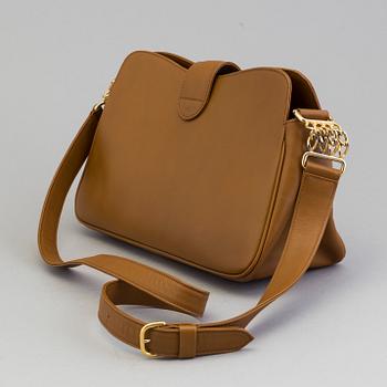 VALENTINO GARAVANI, a leather sholder bag.