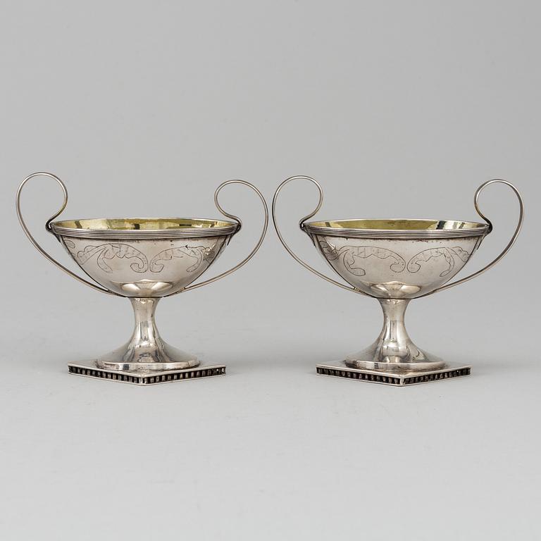 N ÖHSTEDT, saltkar ett par, silver, empire, Piteå 1841.