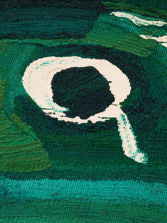 TAPESTRY. "Lejonöverfallet". Tapestry weave. 294 x 318,5 cm. Signed Lindstrom A3.