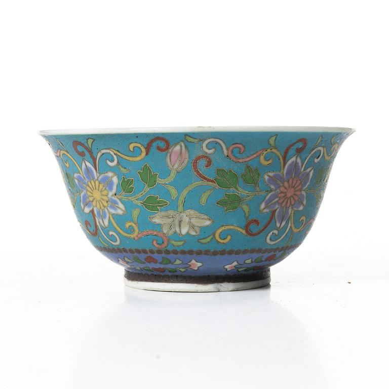 A Japanese cloisonné on porcelain bowl, Meiji (1868-1912).