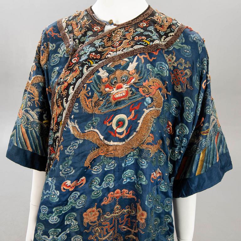 A Chinese embroidered silk robe, Qing dynasty, 19th Century.