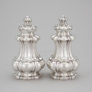 SOCKERRUSKOR, ett par, silver. Svenska importstämplar Guldsmedsaktiebolaget GAB, Stockholm 1937. Vikt ca 370 gram.