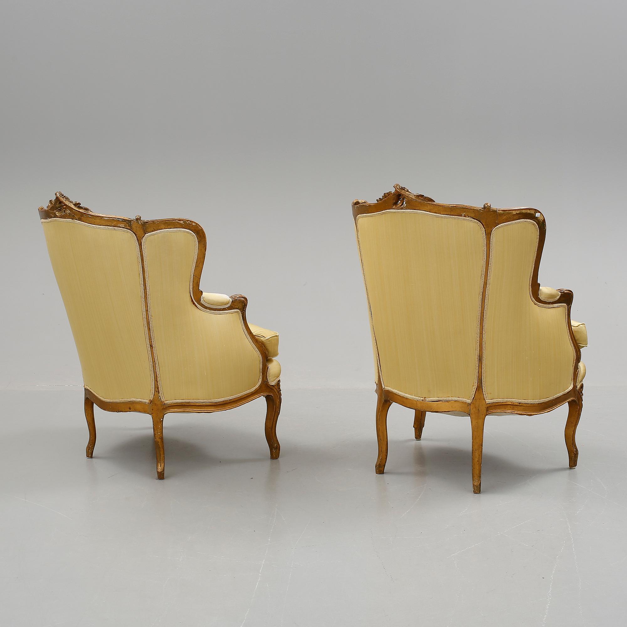 FÅTÖLJER, ett par, Louis XV-stil, tidigt 1900-tal.