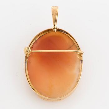 A brooch/pendant, Ateljé Stigbert, 18K  gold with carved seashell cameo.