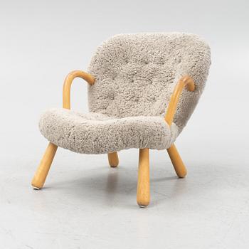 Arnold Madsen, tillskriven, fåtölj "Muslinge/ Clam Chair", Scandinavian Modern, 1940-50-tal.