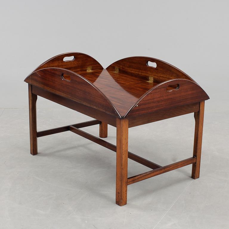SOFFBORD, sk "Butlers tray" modell, engelsk stil, 1900-talets mitt.