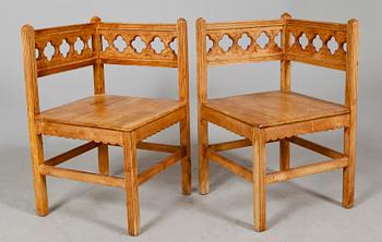 HÖRNSTOLAR, 1 par, fästmansmodell, sekelskiftet 1900.