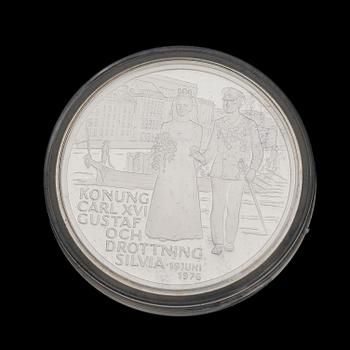 MINNESMYNT, 35 st, sterlingsilver, "Sveriges regenter", ca 945 g.