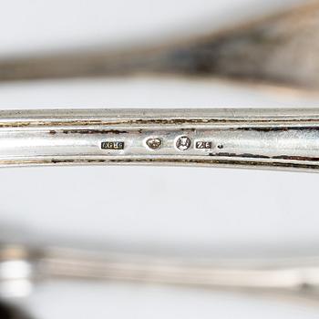 Bestickdelar, silver, 9 st mestadels matskedar, bl a G Lindegren, Helsingborg, 1927.