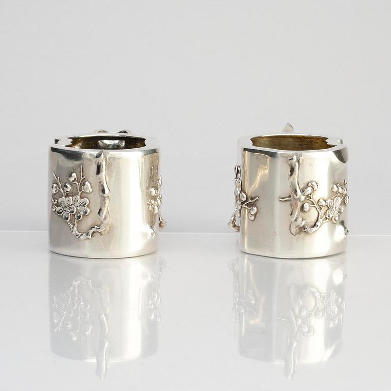 A Chinese Export silver tea set, marked Hung  Chong &  Co, Shanghai, 20th century.