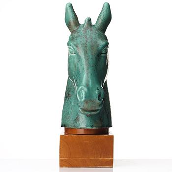 Gunnar Nylund, a stoneware sculpture of a horse's head, Rörstrand 1940's.