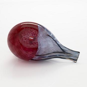 Oiva Toikka, A glass bird 'Common redpoll' signed O. Toikka Nuutajärvi Finn Fest 2008.