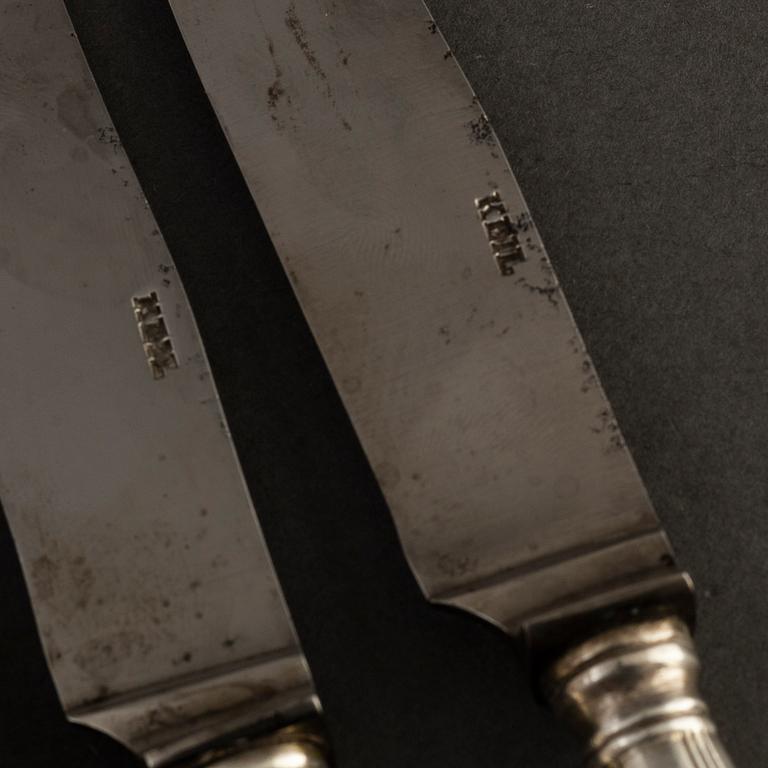 6 silver knives. 19th century.
