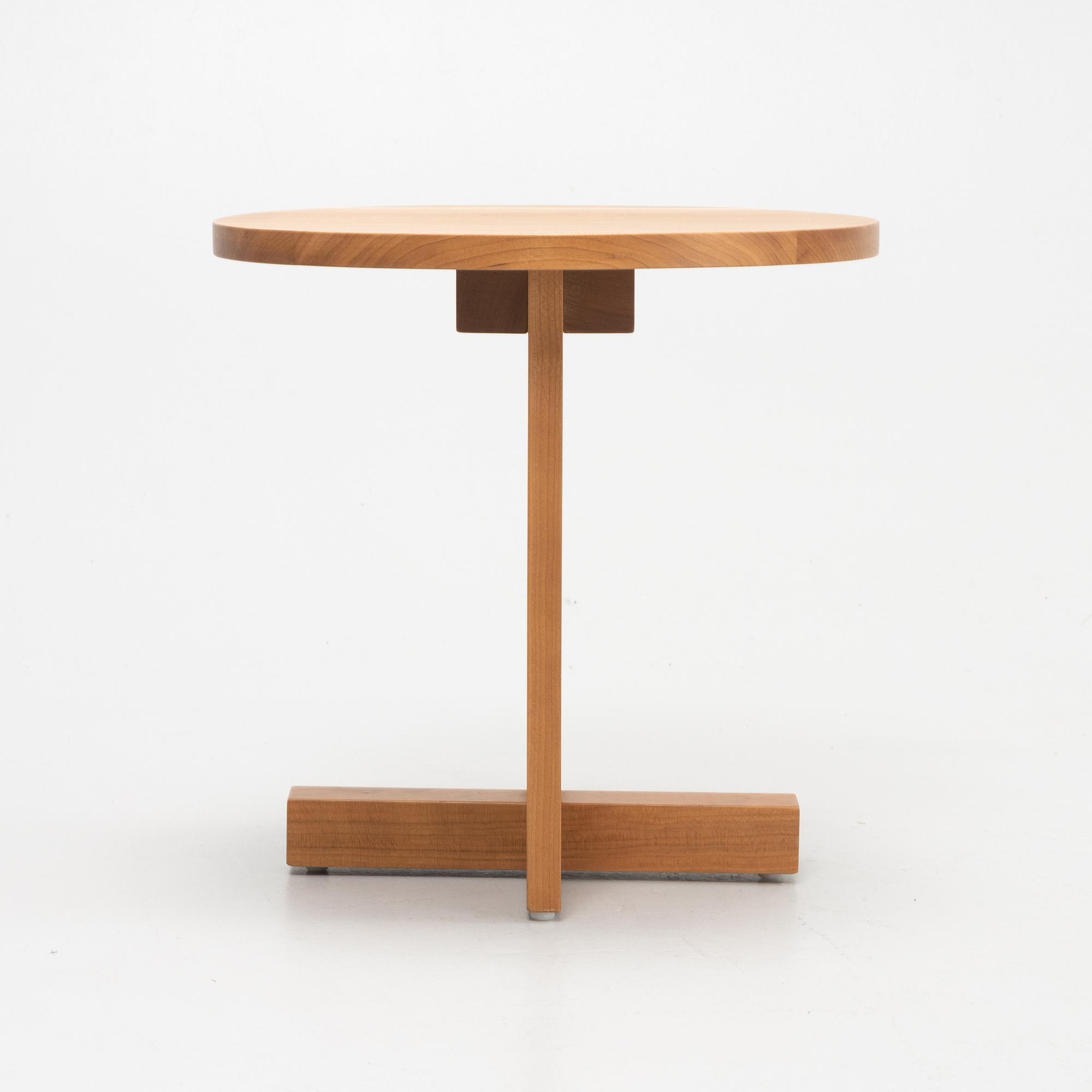 Chris Martin,  a '4PM Table', Massproductions.