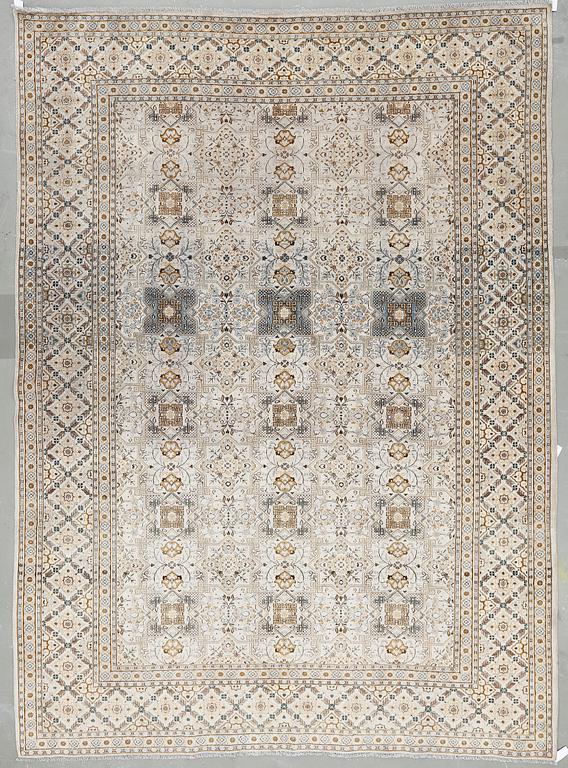 MATTA, Keshan, old. Ca 400x288 cm.
