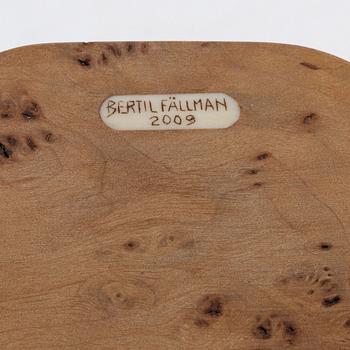 A birch and reindeer horn box by Bertil Fällman, signed and dated 2009.