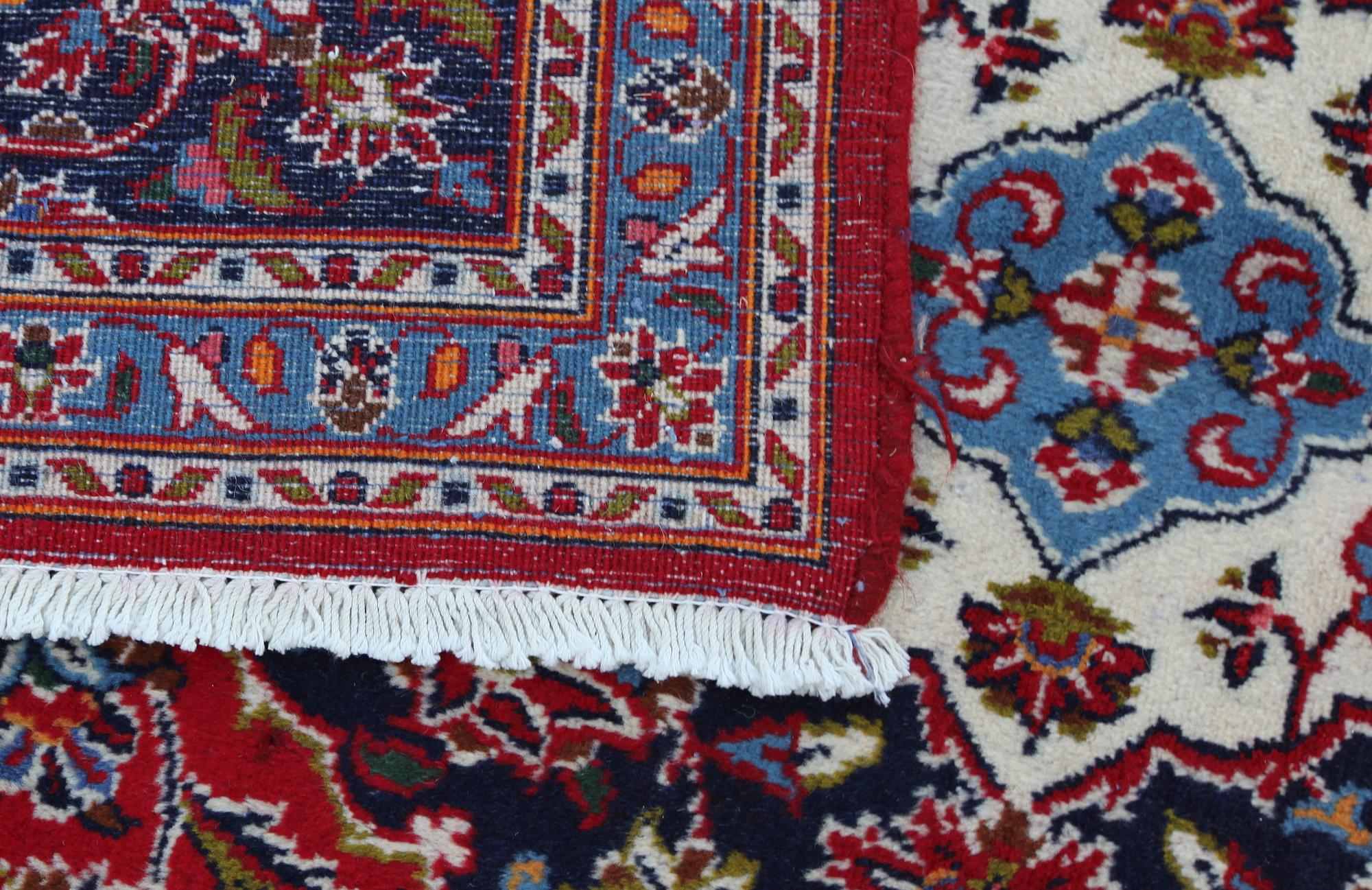 MESHED, orient, old, ca 293 x 195.