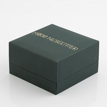 Maria Nilsdotter, collier sterlingsilver med odlade sötvattenspärlor, "Rebel Necklace".