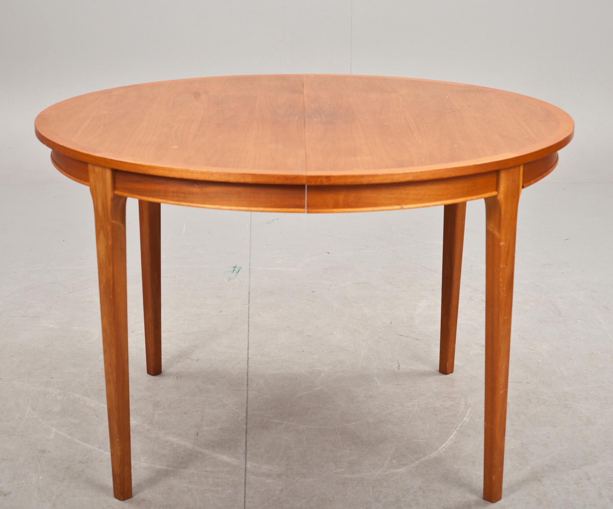 MATBORD och STOLAR, 4 st, 1960/70-tal.