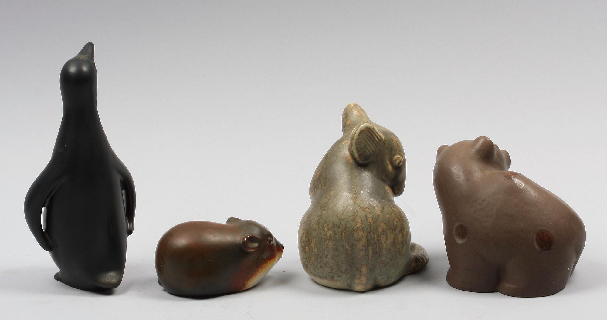 FIGURINER, 4 st. Stengods. Bla Stig Lindberg, Gustavsberg och Gunnar Nylund, Rörstrand.