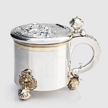 172. A Swedish Baroque parcel-gilt silver tankard, mark of Friedrich Richter, Stockholm 1698.