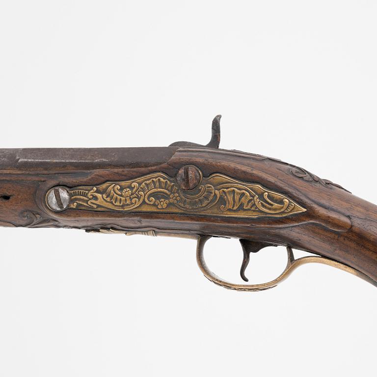 A percussion pistol, 19th century.
