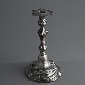 Jakob Lampa, ljusstakar, silver, ett par snarlika, Stockholm 1764 och 1778. Rokoko.