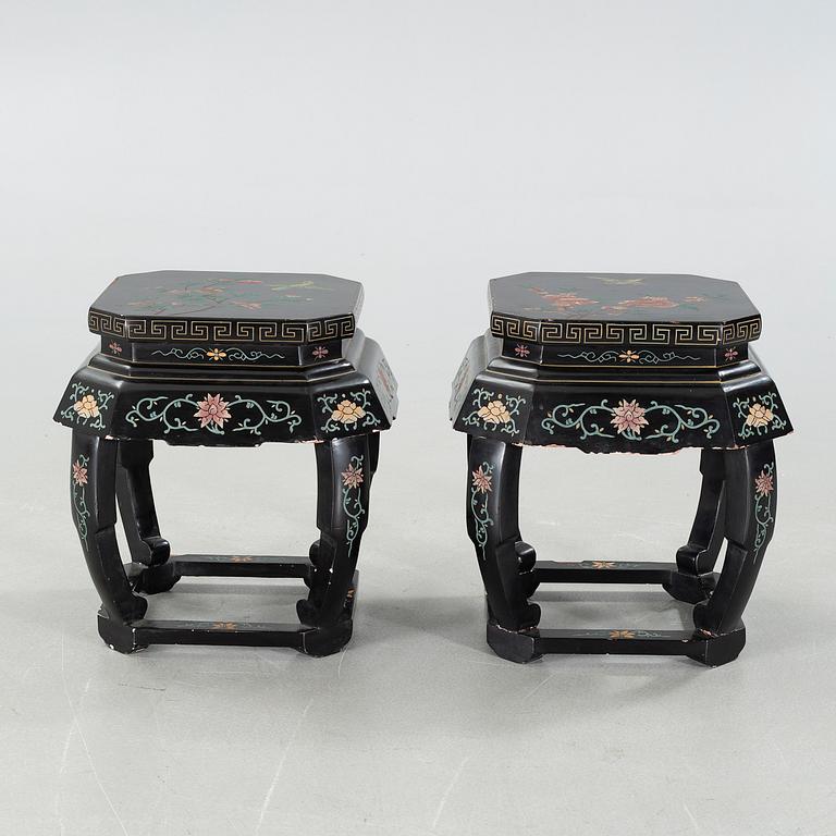 A pair of late 20th century Chinese side- / lamp tables.