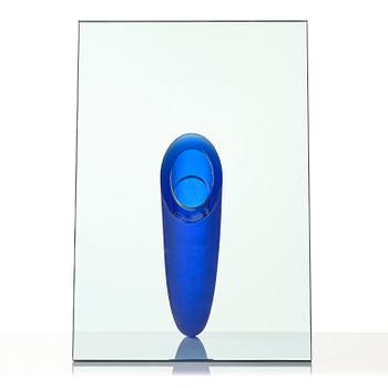 Philippe Starck, a "Petite Étrangeté Sous un Mur Vase" sculpture/vase, ed. 49/50, Daum, Nancy, France, post 1988.