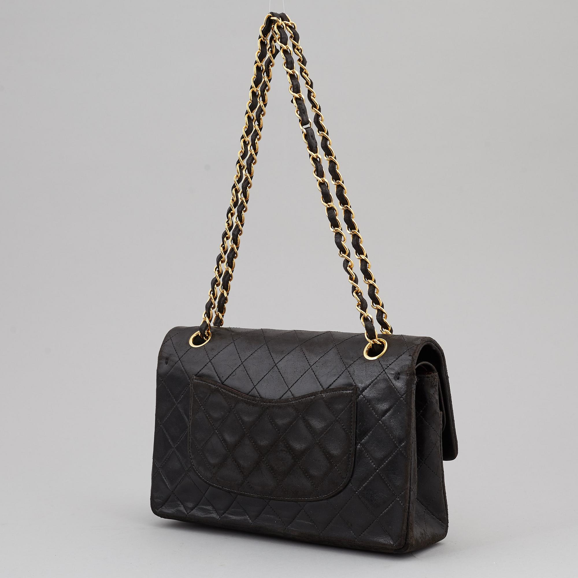 CHANEL, 'Double flap bag', 1997-1999.