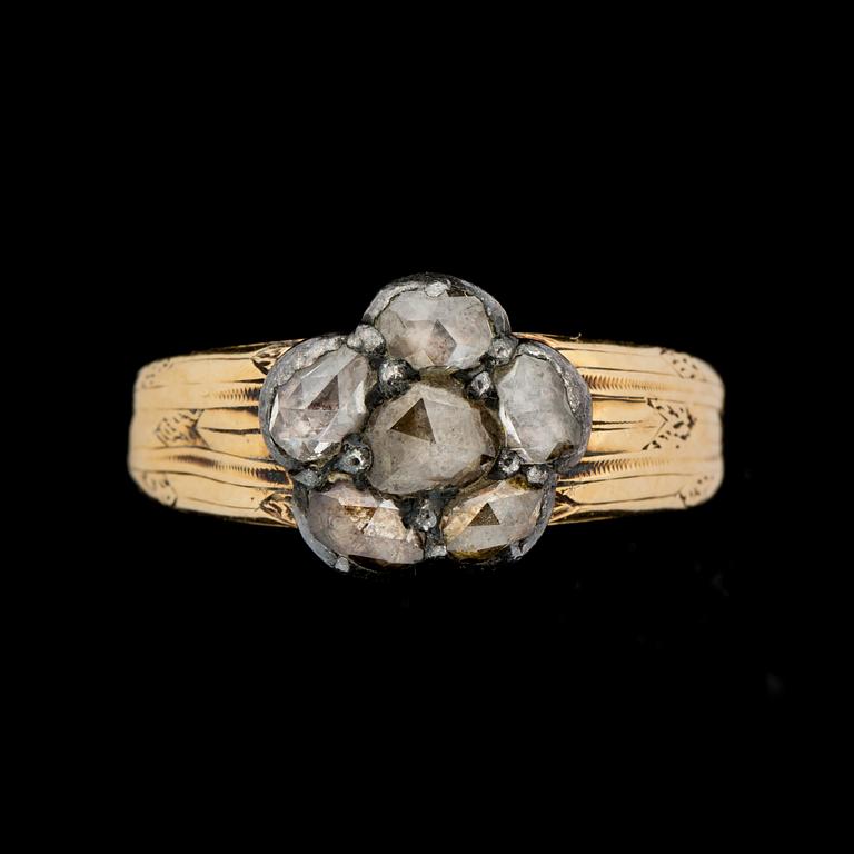 RING, 18 k guld med rosenslipade diamanter, Möllenborg, Stockholm, 1863. Vikt ca 2 g.