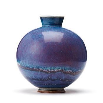 Berndt Friberg, a stoneware vase, Gustavsberg studio 1973.