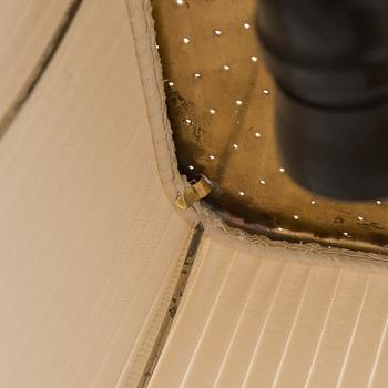 Paavo Tynell, A mid 20th century '5066' desk lamp for Taito Oy, Finland.