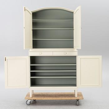 Carl Malmsten, skåp, "Herrgården", Åfors Möbelfabrik, 1950/60-tal.