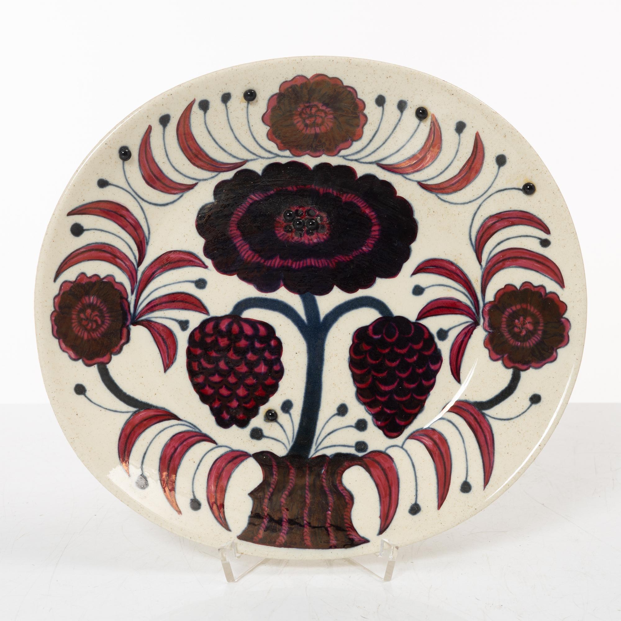 Birger Kaipianen, plate, "Rose", Arabia, Finland, 1980.