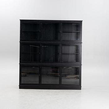 Display cabinet, Oliver Furniture.