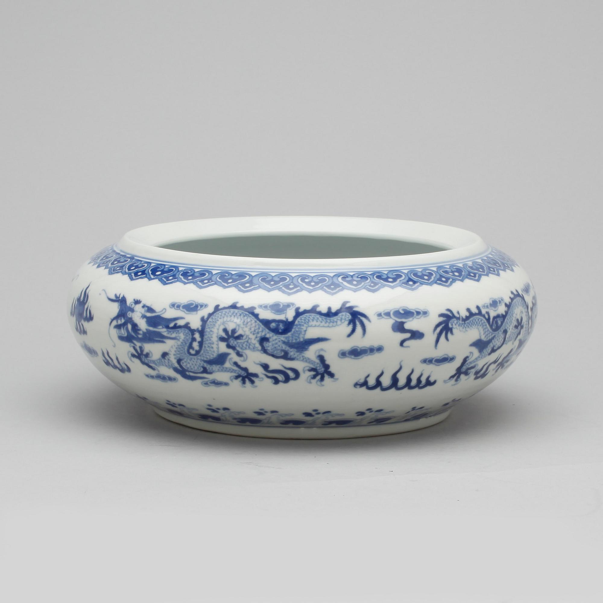 PENSELBAD, porslin, Kina, Modern Tillverkning.