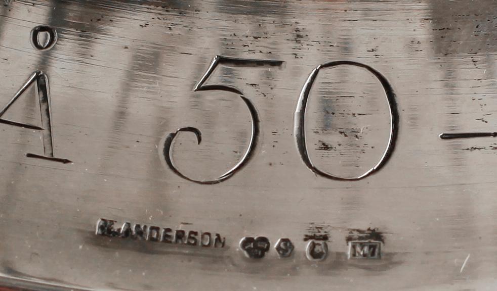 SKÅL PÅ FOT, silver, K Andersson, Stockholm 1914. Vikt ca 1995 g.