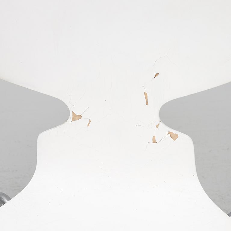Arne Jacobsen, a set of four 'Ant' chairs, Fritz Hansen, Denmark.