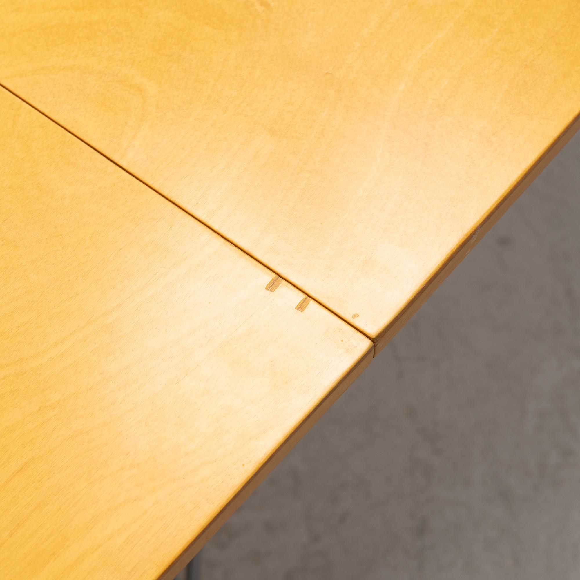 Bruno Mathsson & Piet Hein, a 'Superellipse' dining table, Mathsson International, Värnamo.