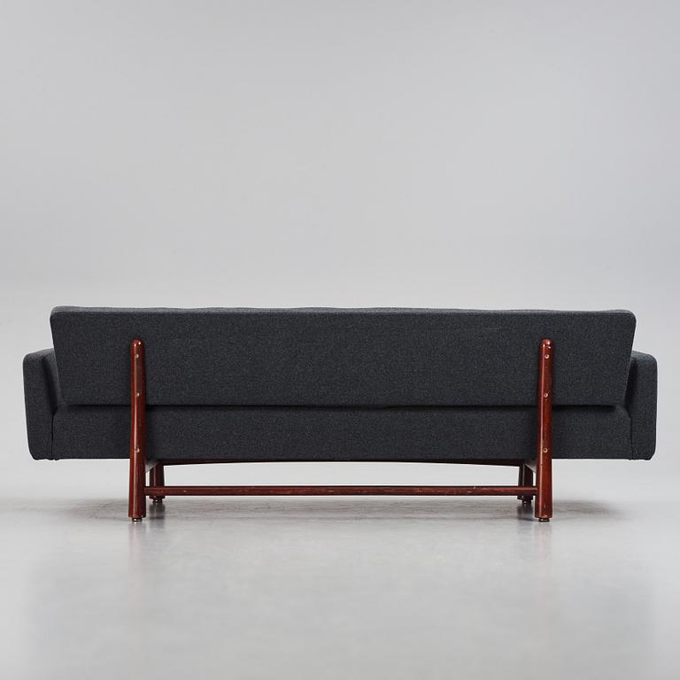 Edward Wormley, 'New York', a model 5316 sofa, executed by Ljungs Industrier, Malmö, Sweden ca 1960.