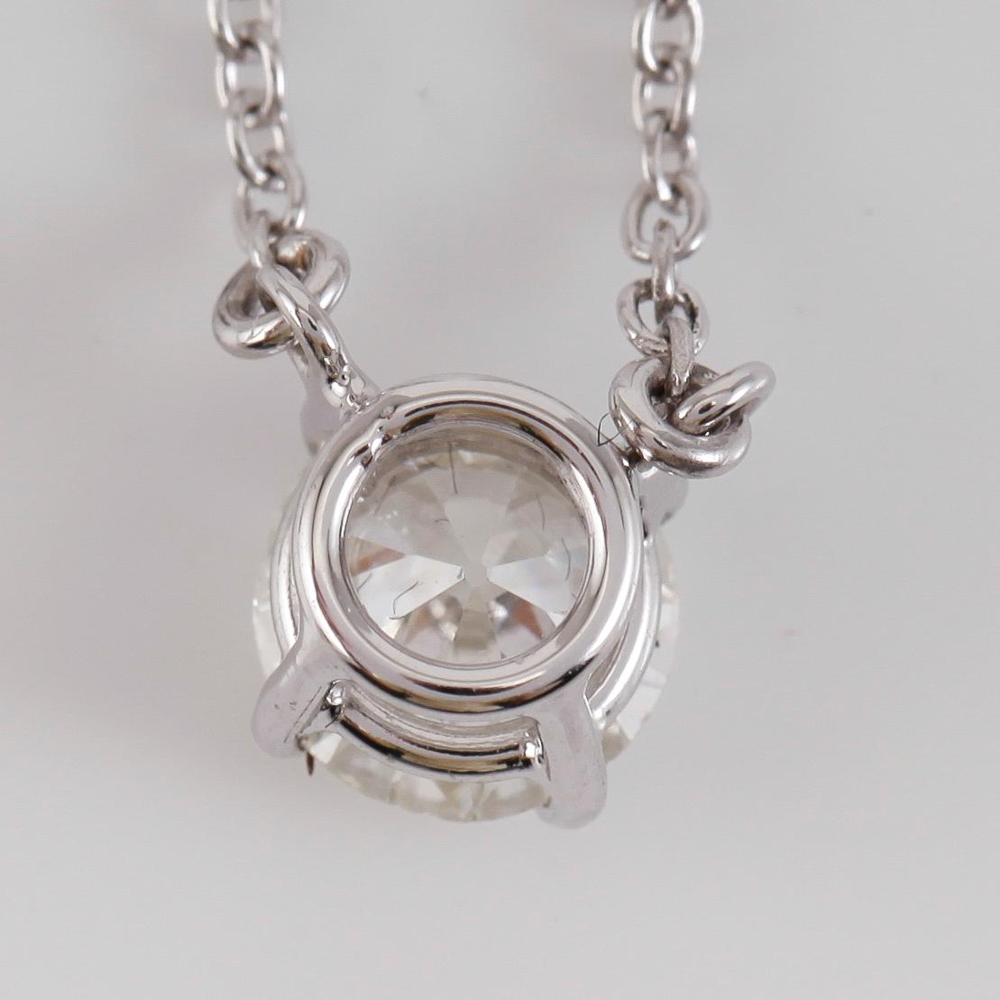 COLLIER, 18K vitguld och diamant ca 0.61 ct.
