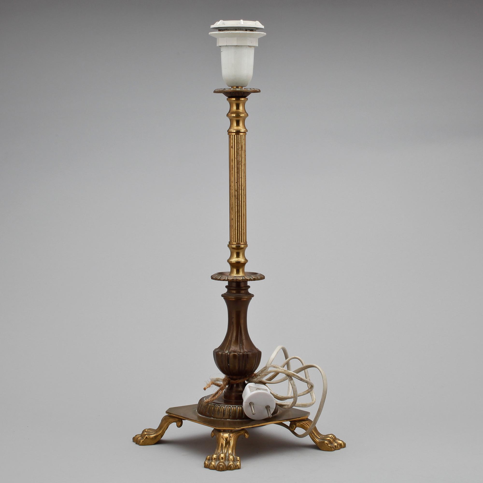 BORDSLAMPA, empirestil, Malmö Metallvarufabrik AB, 1900-tal.