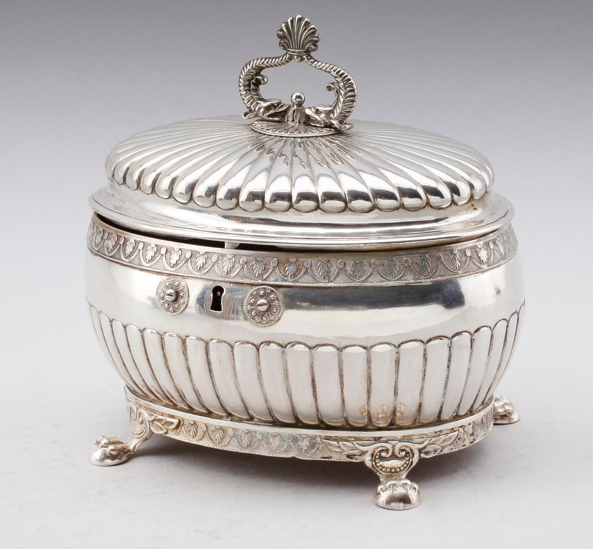 SOCKERSKRIN, silver, Carl Wilhelm Troselius, Stockholm 1825-1842. Vikt ca 660 gram.