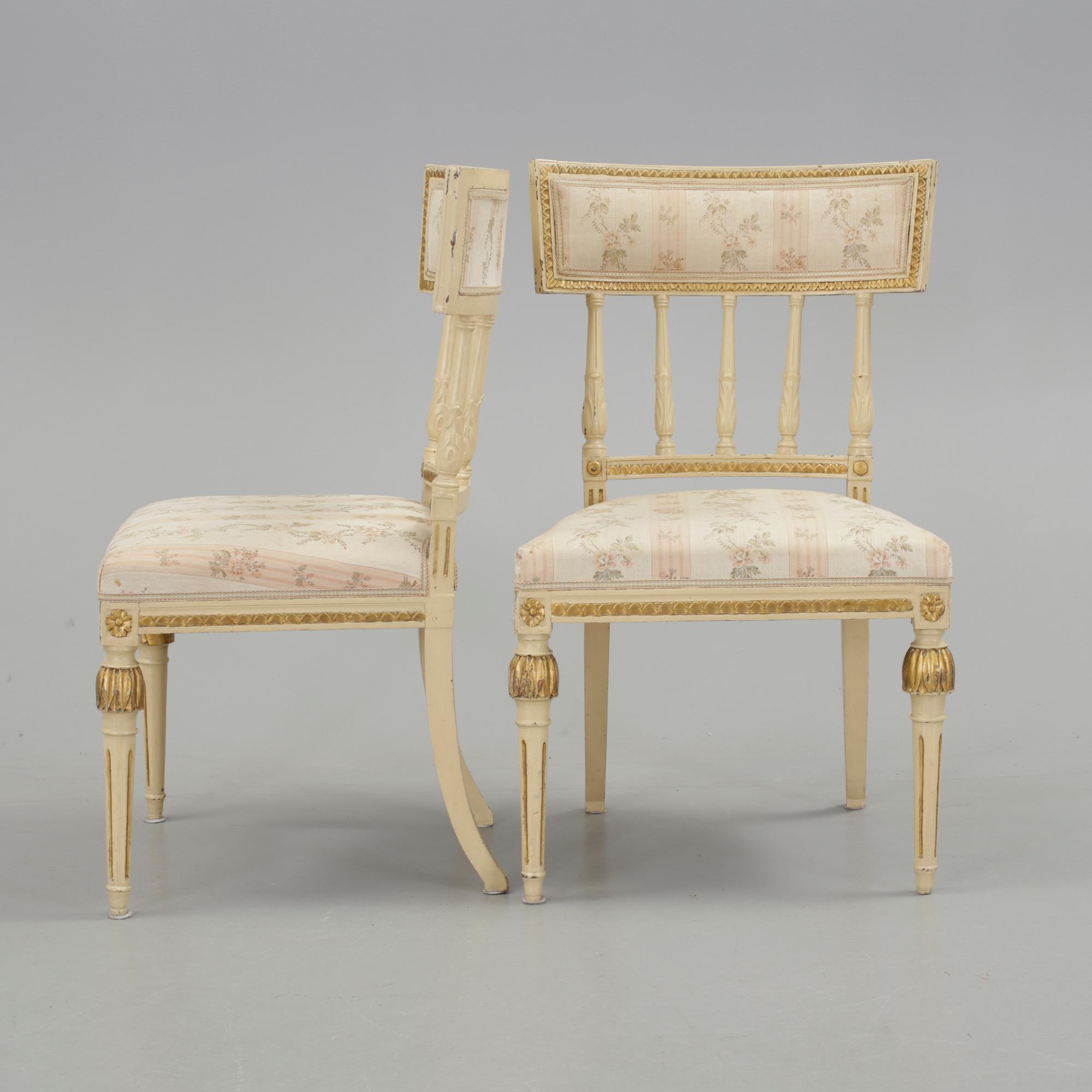 STOLAR, ett par, sengustavianska, omkring år 1800.