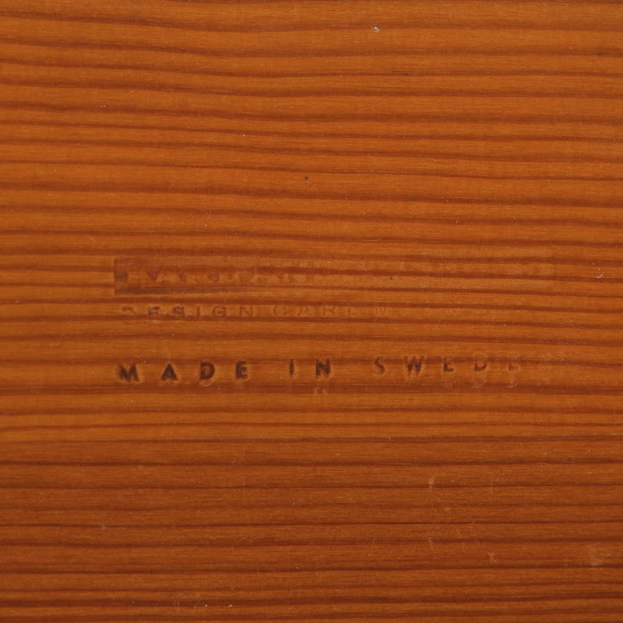 Carl Malmsten, pall, "Visingsö", Waggeryds Möbelfabrik AB, 1900-talets andra hälft.