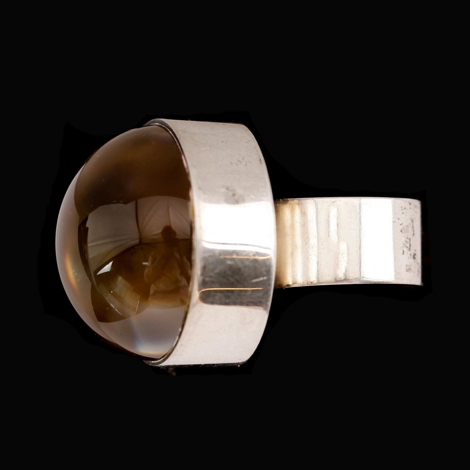 RING, silver och glas, Berit Johansson, 1975.