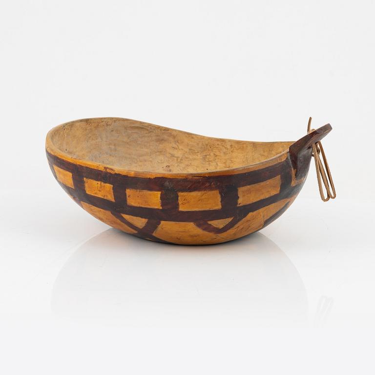 A birch bowl, signed NN and dated 24/10 1939.