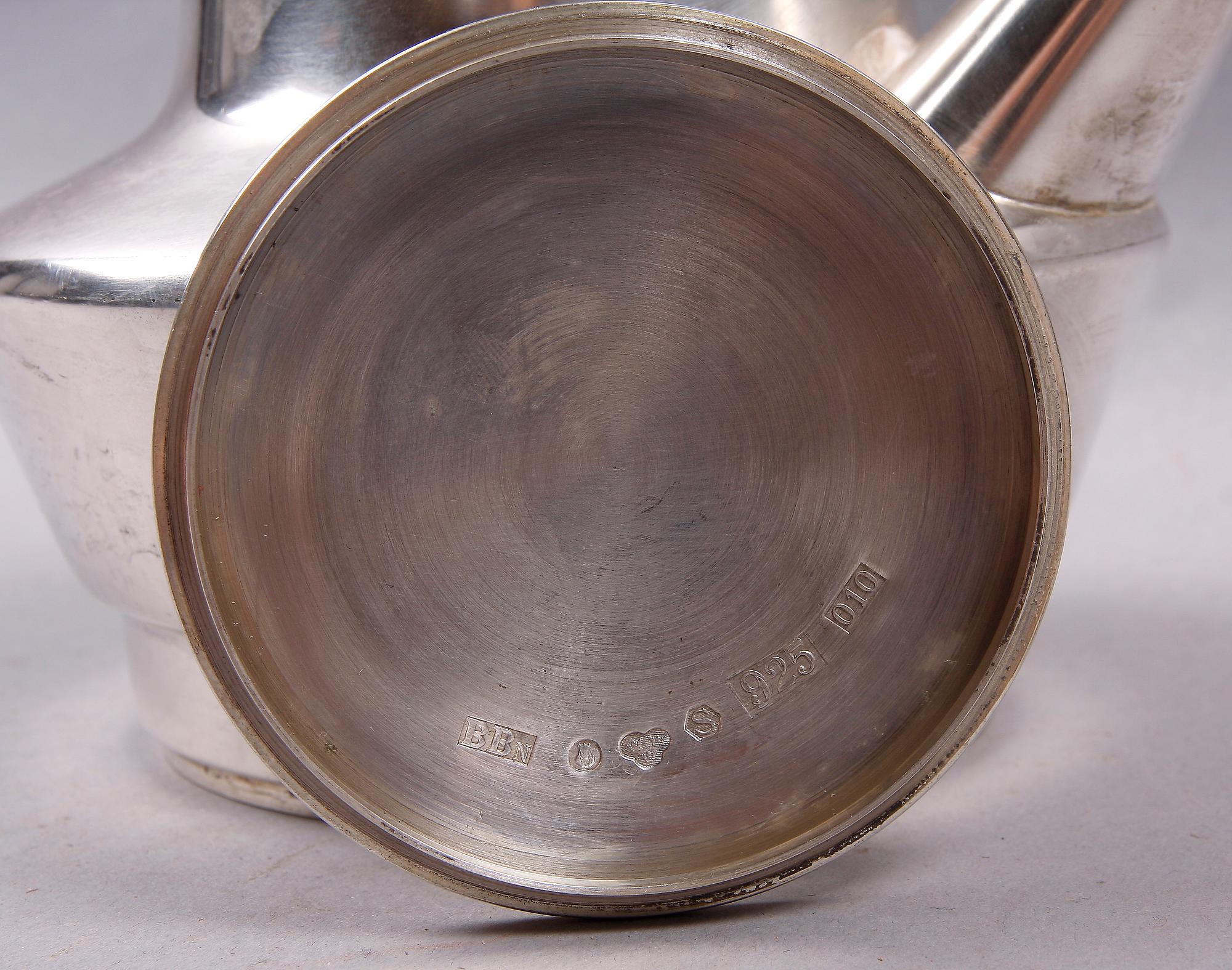 KANNA MED LOCK, silver, Bertil Berggren Askenström 1988. Vikt 423 gram.